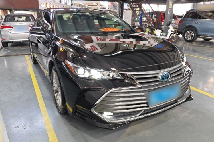 Used Toyota Avalon 2019 Dual-Engine 2.5L Luxury Edition China VI Standard