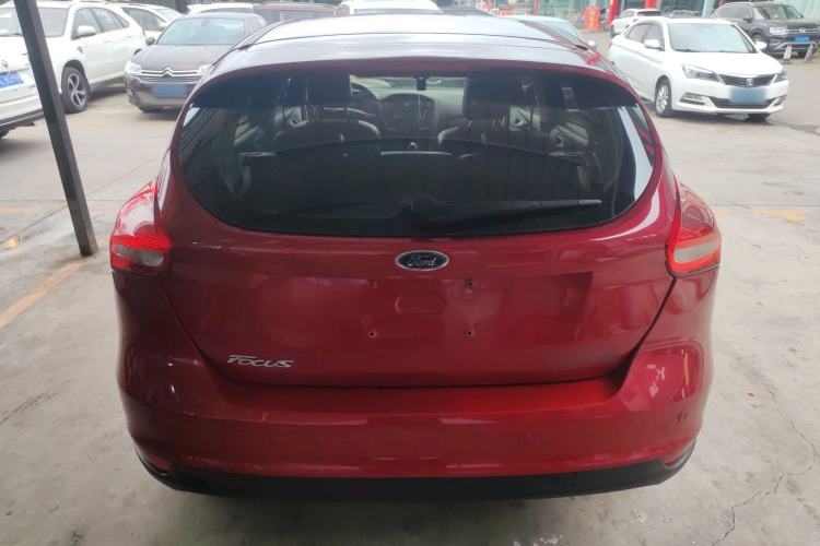 Used Ford Focus 2015 Hatchback 1.6L Automatic Fashion Edition