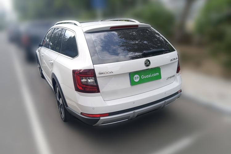 Used Skoda Octavia 2018 Station Wagon TSI280 DSG Luxury Edition