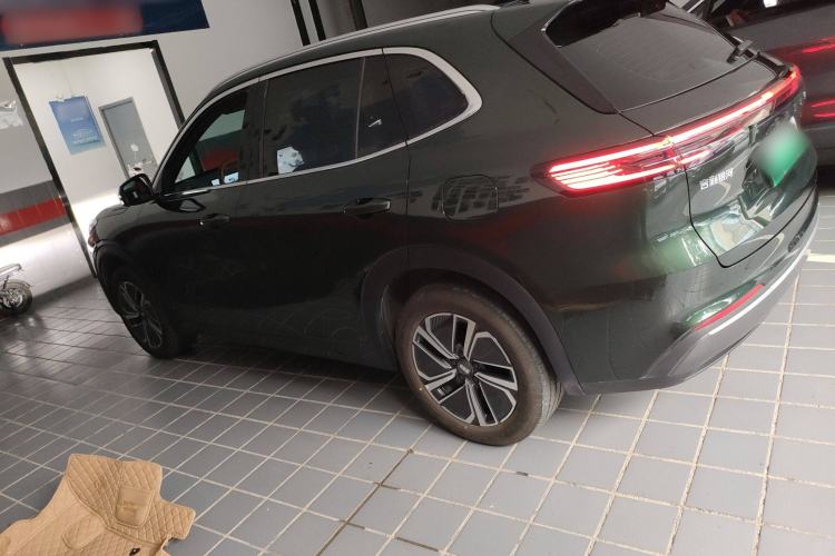 Used Geely Galaxy Galaxy Xingjian 7 EM-i 2025 120km Exploration+ Version