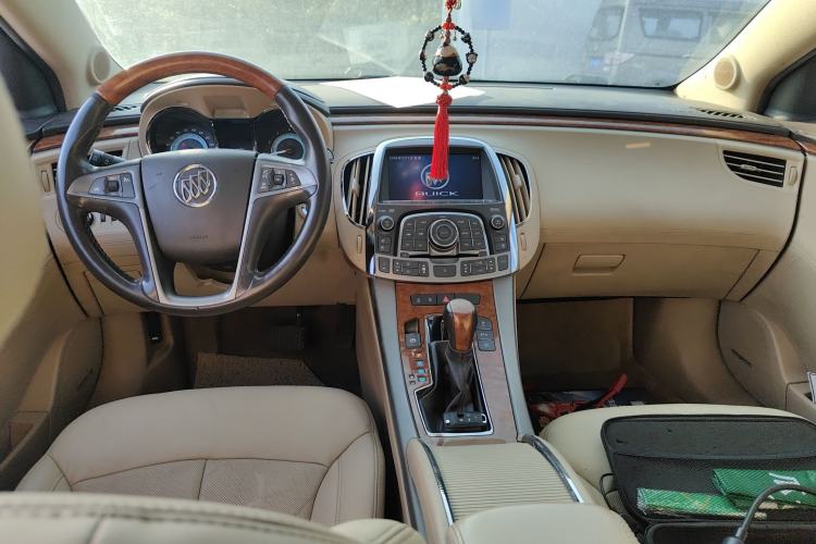 Used Buick LaCrosse 2010 2.4L Luxury Edition
