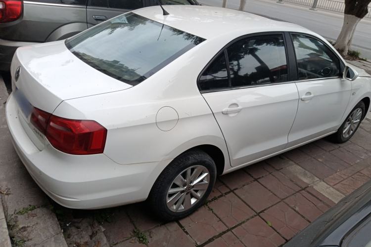 Used Volkswagen Jetta 2015 Zhuihui Edition 1.6L Manual Comfort Model