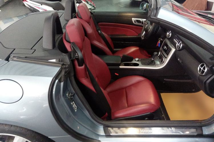 Used Mercedes-Benz SLK-Class 2011 SLK 200 Fashion Model
