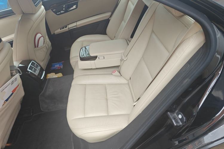 Used Mercedes-Benz S-Class 2010 S 300 L Business Model Left Rear Seat