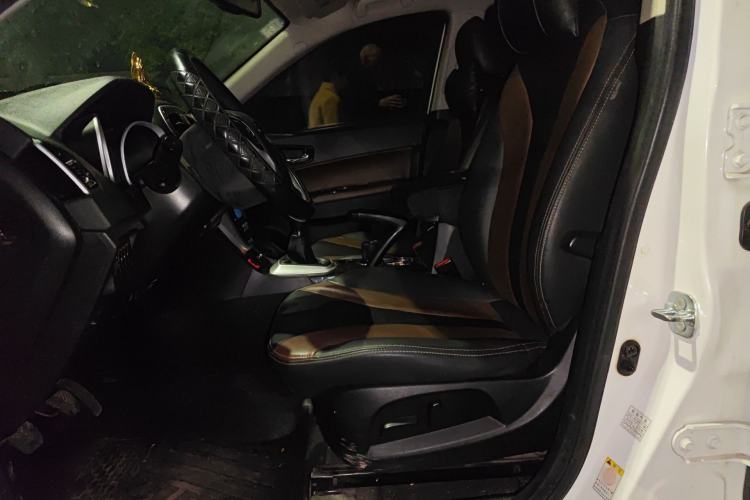 Used GAC Trumpchi GS5 Super 2015 2.0L Manual Two-Wheel Drive Elite Edition
