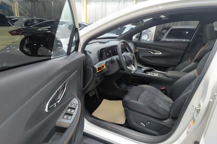 Used Changan UNI-T 2022 1.5T Prestige Version
