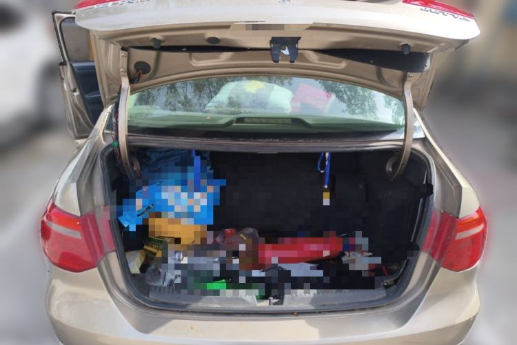 Used Volkswagen Jetta 2013 1.6L Manual Fashion Edition Trunk