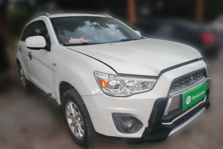 Used Mitsubishi ASX 2013 1.6L Manual Two-Wheel Drive Standard Edition Front Right 45 Deg