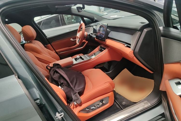 Used BYD Tang L 2025 DM 175KM Drone Player Edition