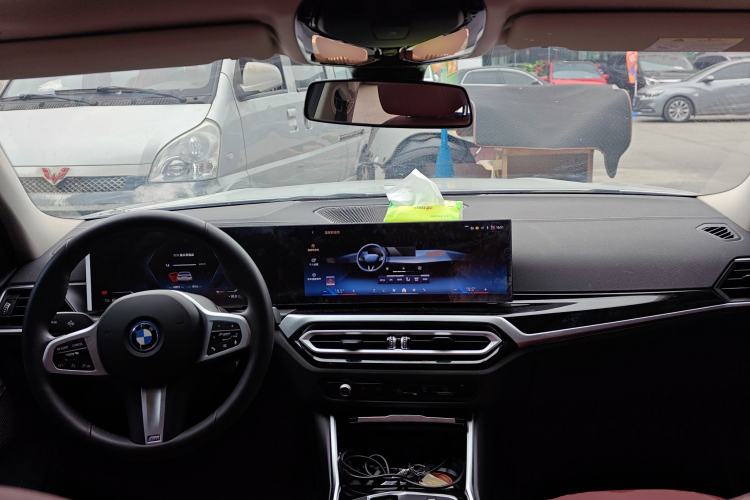 Used BMW i3 2022 eDrive 35 L
