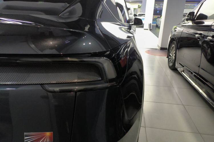 Used Tesla Model Y 2025 Long-Range All-Wheel Drive First Edition