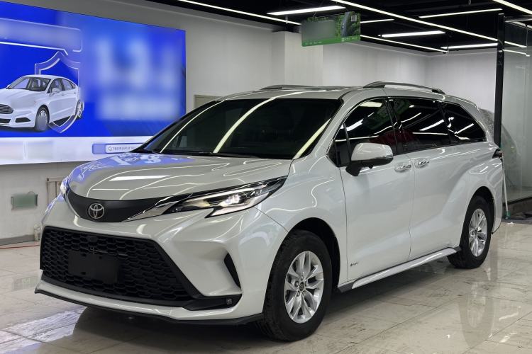 Used Toyota Granvia 2024 2.5L Hybrid Luxury Edition