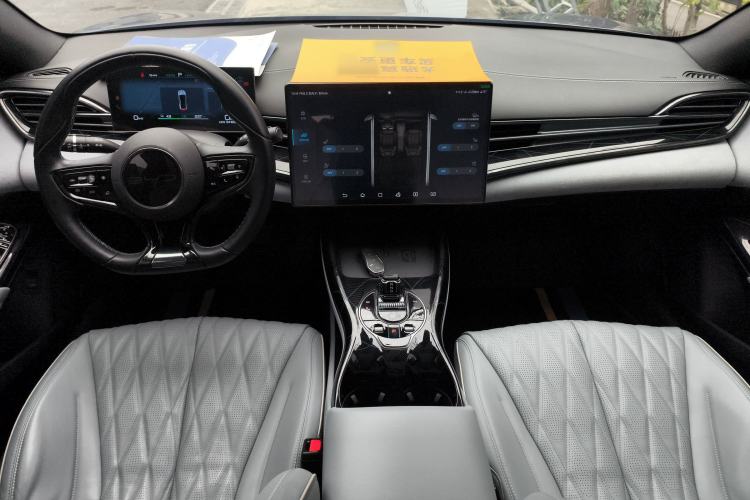 Used BYD Seal 2022 550 km Standard Range Rear-Wheel Drive Prestige Version
