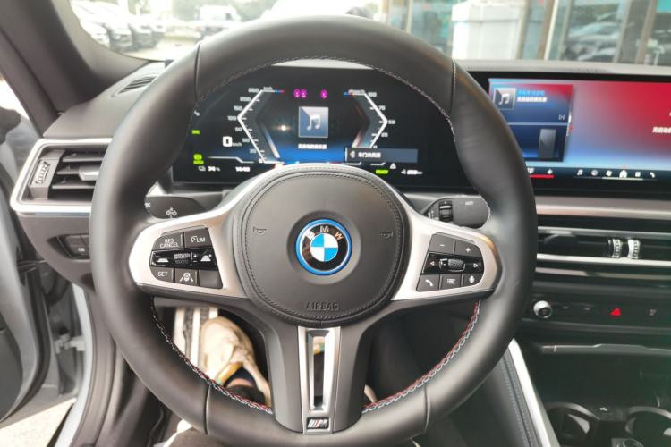 Used BMW i4 2022 M50
