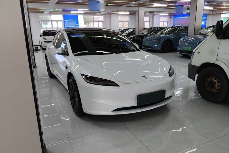 Used Tesla Model 3 2025 Model Revised Rear-Wheel-Drive Version
