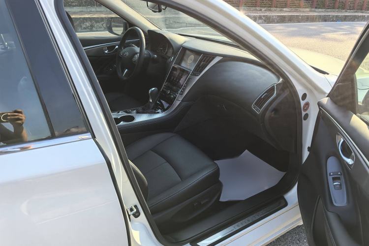 Used Infiniti Q50 2014 3.7L Comfort Edition