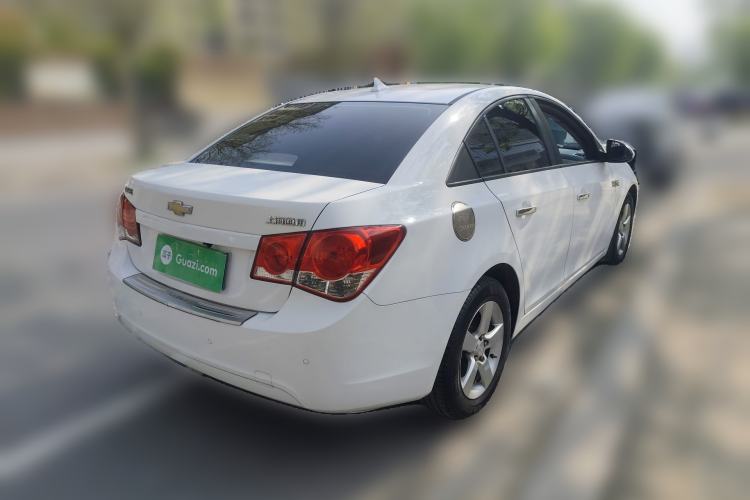 Used Chevrolet Cruze 2013 1.6L SE MT Rear Right 45 Deg