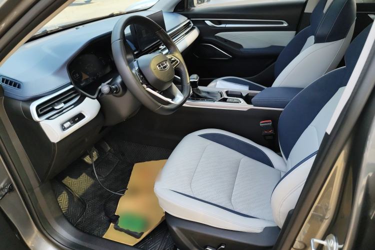 Used Geely Auto Emgrand 2022 4th Generation 1.5L CVT Flagship Model
