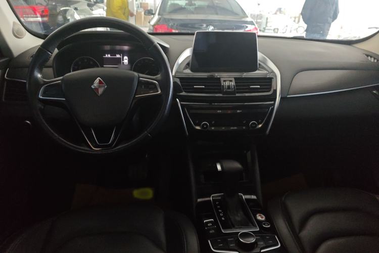 Used BORGWARD BX5 2017 20TGDI Automatic Two-Wheel Drive Pioneer Edition