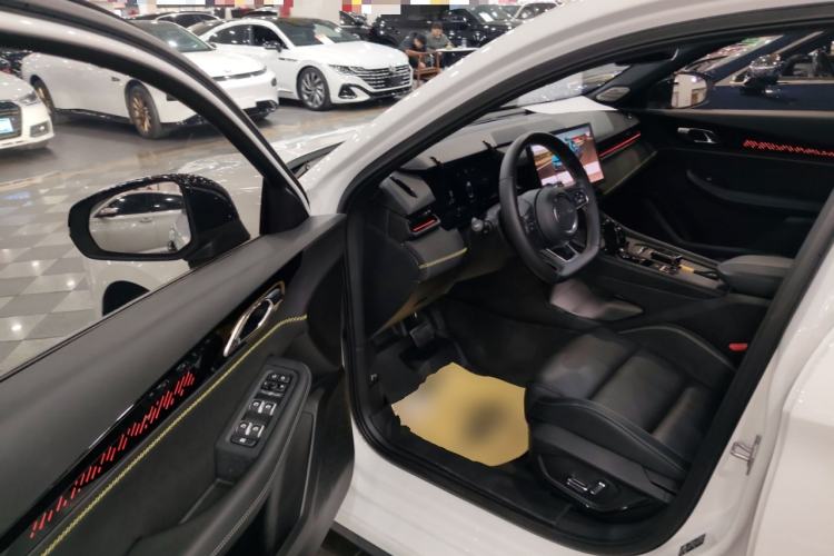 Used Lynk & Co 03 2023 2.0TD DCT JingPro