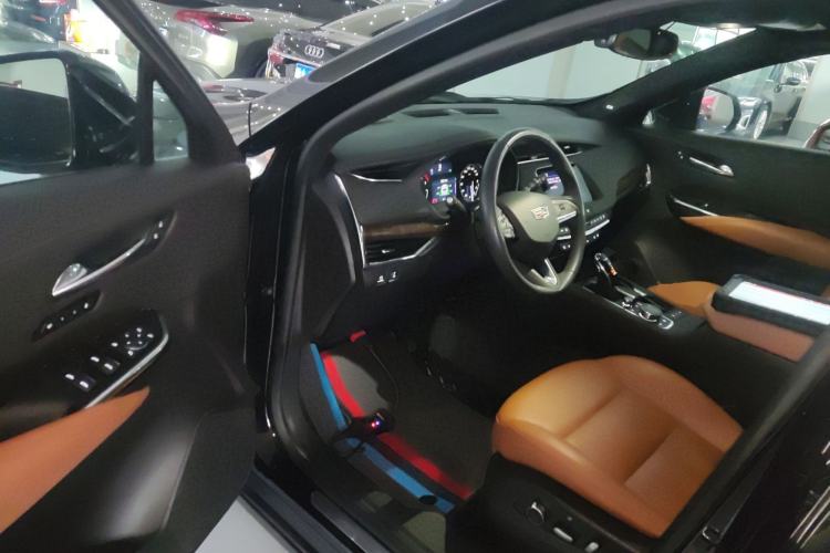 Used Cadillac XT4 2022 28T Two-Wheel Drive Prestige Version Driver Seat