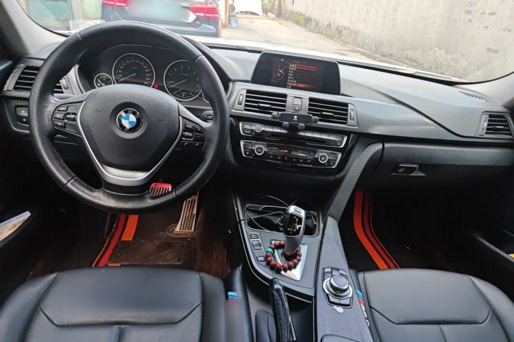 Used BMW 3 Series 2016 320i Fashion Model
