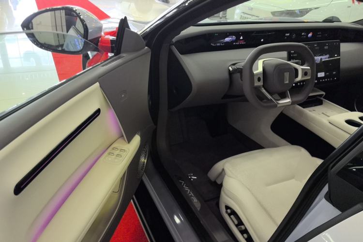 Used Avatr 06 2025 Pro Range-Extended Edition Driver Seat