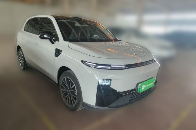 Used Leapmotor B10 2025 600 LiDAR Version Front Right 45 Deg