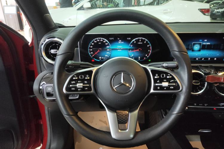 Used Mercedes-Benz A-Class 2020 Facelift A 180 L Sport Sedan Special Configuration