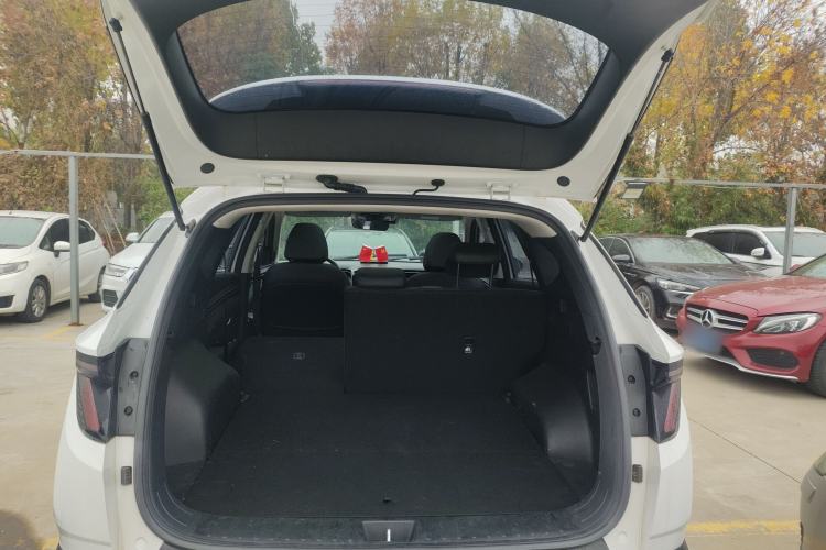 Used Hyundai Tucson 2022 Tucson L 1.5T DCT LUX Prestige Edition N Line Trunk