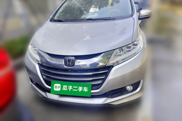 Used Honda Odyssey 2015 Revised Version 2.4L Supreme Edition