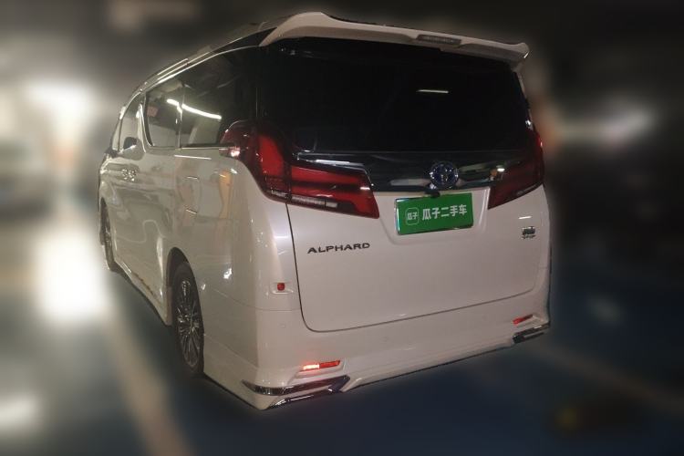 Used Toyota Alphard 2021 Dual-Engine 2.5L Luxury Edition
