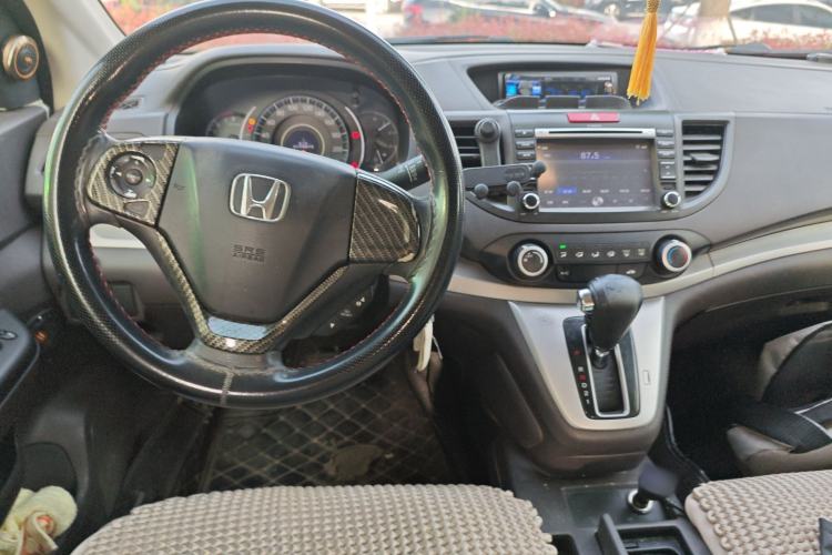 Used Honda CR-V 2012 2.0L two-wheel drive urban version
