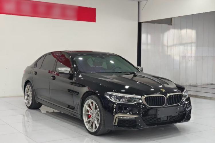 Used BMW 5 Series 2019 530Li xDrive M Sport Package Exterior 2