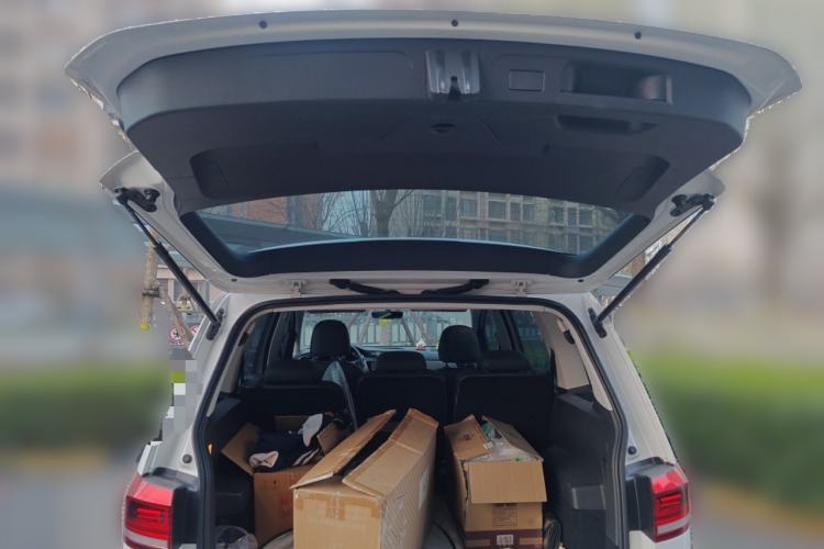 Used Volkswagen Touran 2018 Volkswagen Touran L 280TSI DSG Comfort Edition 7-seater
