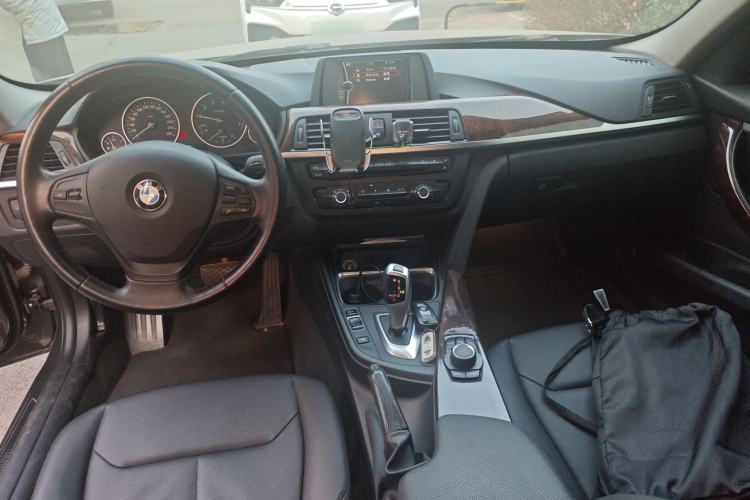 Used BMW 3 Series 2013 320Li Fashion Model
