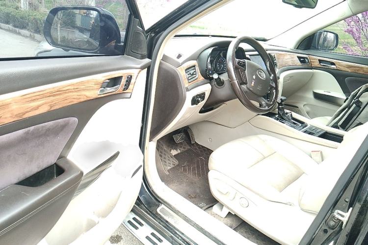 Used GAC Trumpchi GS8 2017 320T Two-Wheel Drive Luxury Smart Connectivity Version (7 Seats) Driver Seat