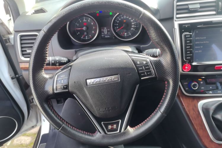Used Haval H6 2015 Revised Version Sport Edition 1.5T Manual Transmission Two-Wheel Drive Elite Grade
