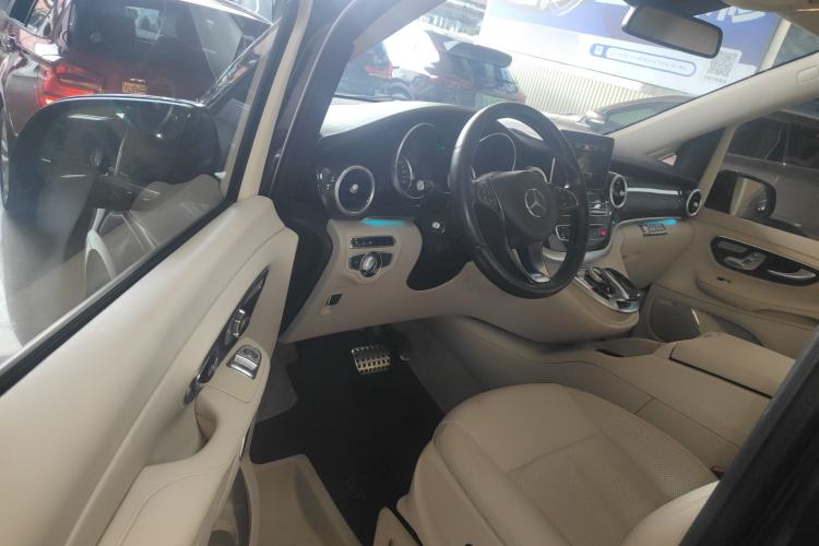 Used Mercedes-Benz V-Class 2016 V 260 L Prestige Extended Edition