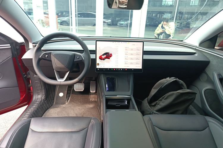 Used Tesla Model 3 2023 Long-Range All-Wheel-Drive Version