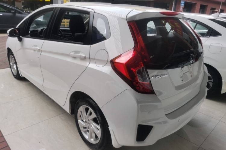 Used Honda Fit 2014 1.5L SE CVT Fashion Model Exterior 2