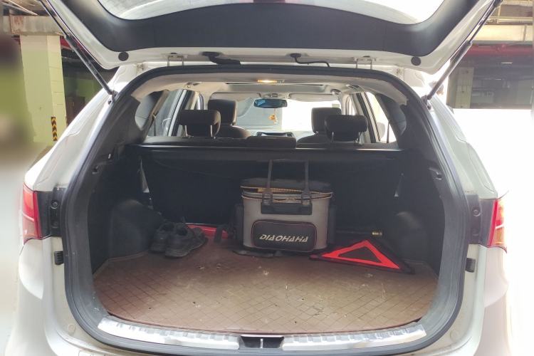 Used Hyundai Santa Fe 2013 2.4L Automatic 2WD Comfort Edition