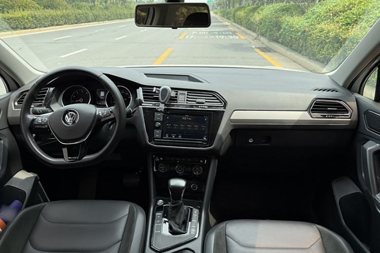 Used Volkswagen Tiguan L 2018 280TSI Automatic Two-Wheel Drive Comfort Edition