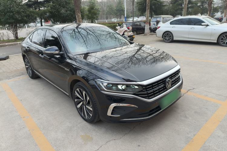 Used Volkswagen Passat 2024 380TSI Dragon Edition Exterior 1