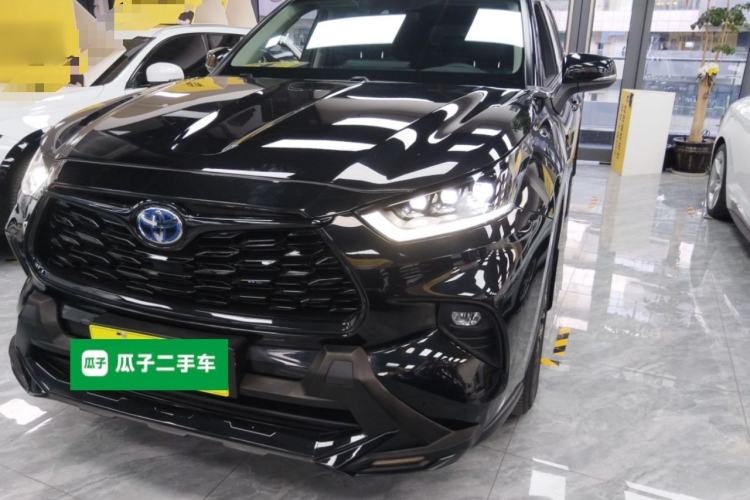 Used Toyota Highlander 2023 2.5L Smart Electric Hybrid Dual-Engine 4x4 Knight Edition 7 Seats