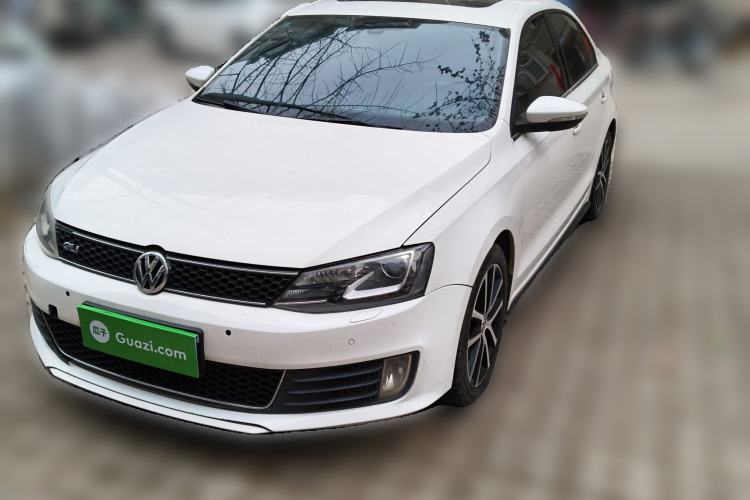 Used Volkswagen Sagitar 2013 2.0 TSI GLI