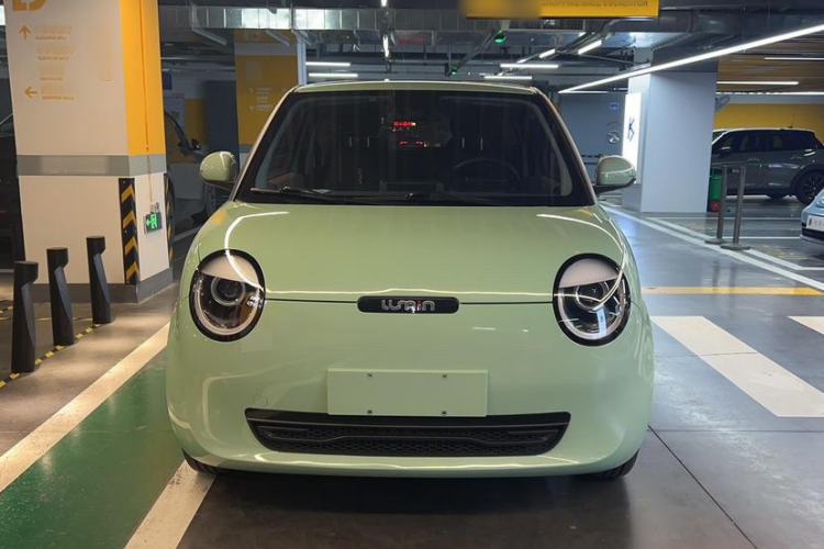 Used CHANGAN NEVO Lumin 2022 210km Sweet Edition Exterior 1