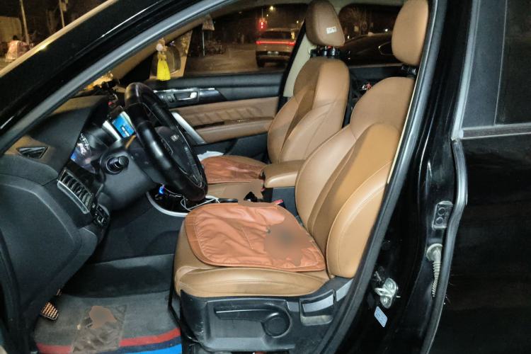 Used Haval H2 2016 Red-Label 1.5T Manual Two-Wheel Drive Luxury Model