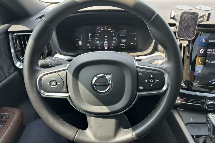 Used Volvo S60 2021 T4 Zhiyi Luxury Edition
