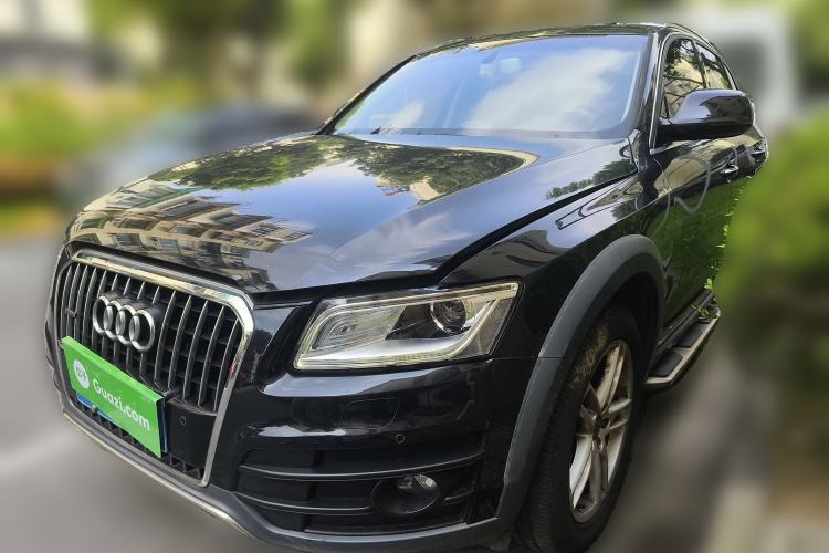 Used Audi Q5 2018 Collector's Edition 40 TFSI Technology Model